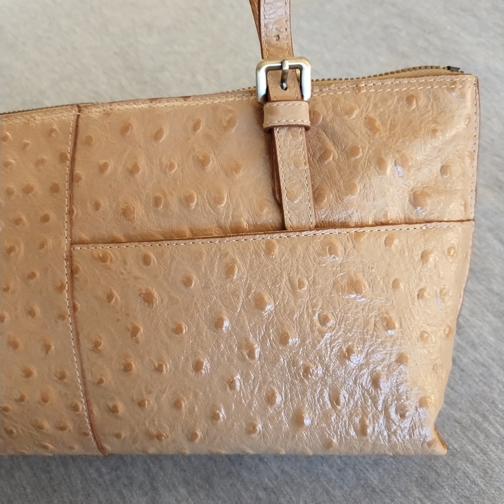 HOBO International Angelica Shoulder Bag Beige Leather Embossed Ostrich Design - Picture 11 of 16